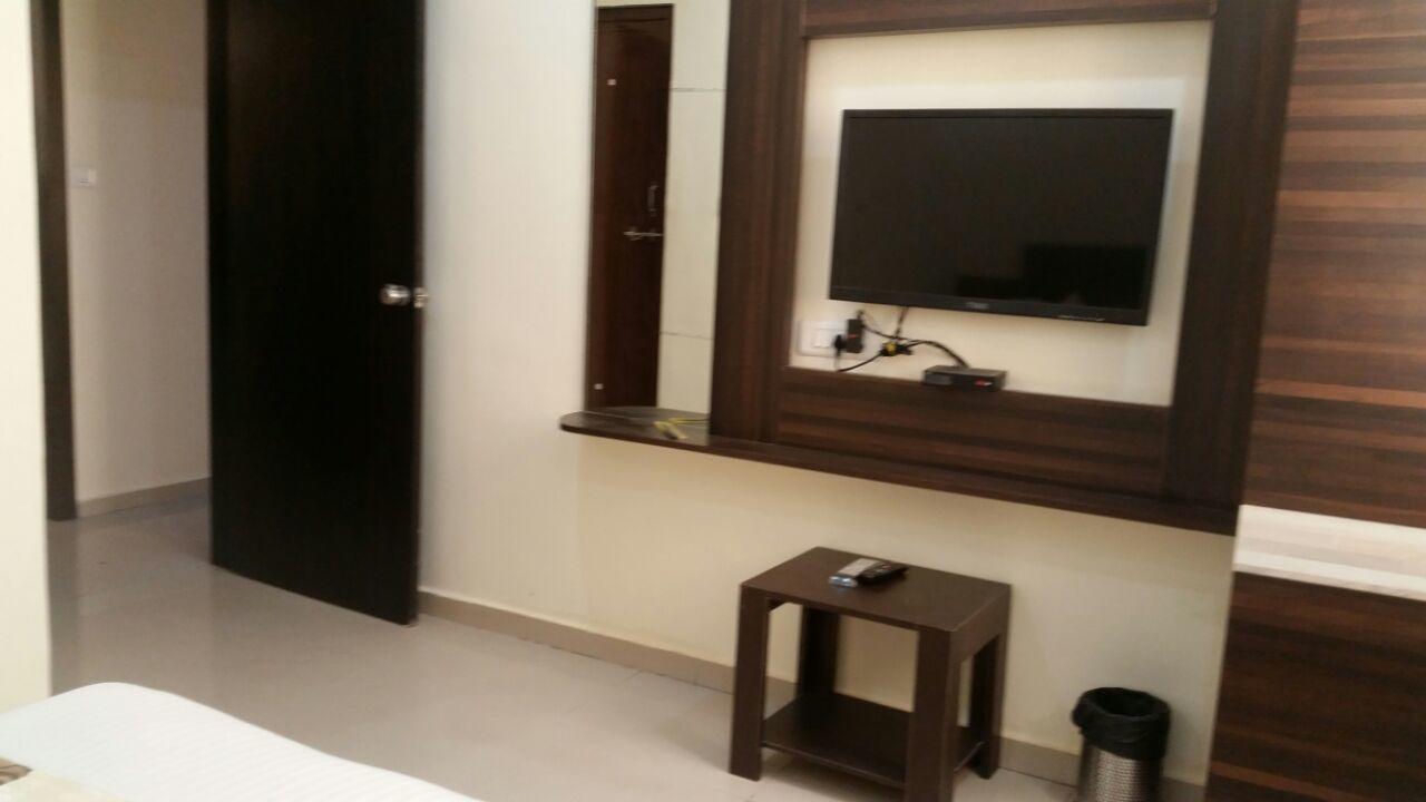 Hotel Cg Plaza Ahmadabad Zewnętrze zdjęcie