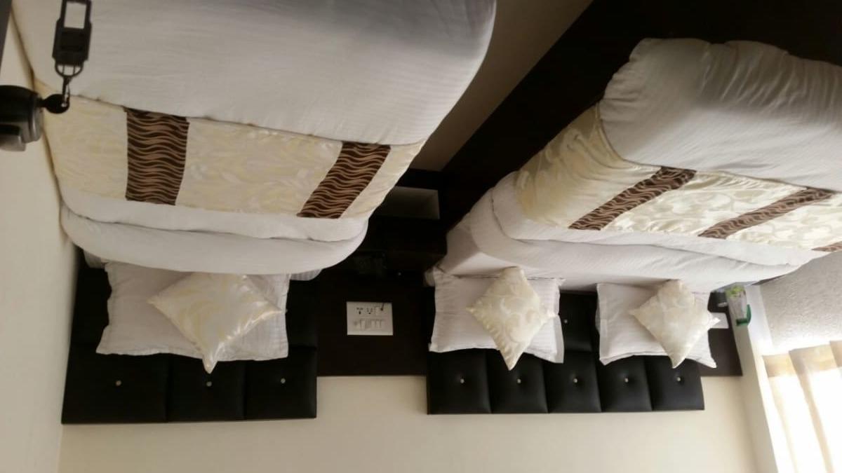 Hotel Cg Plaza Ahmadabad Zewnętrze zdjęcie